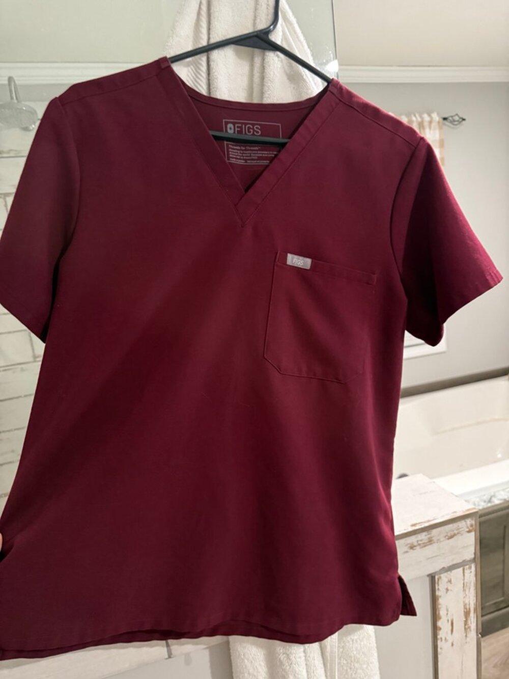 FIGS Burgundy Scrub Set Medium V-Neck Top & Medium Tall Jogger Pants